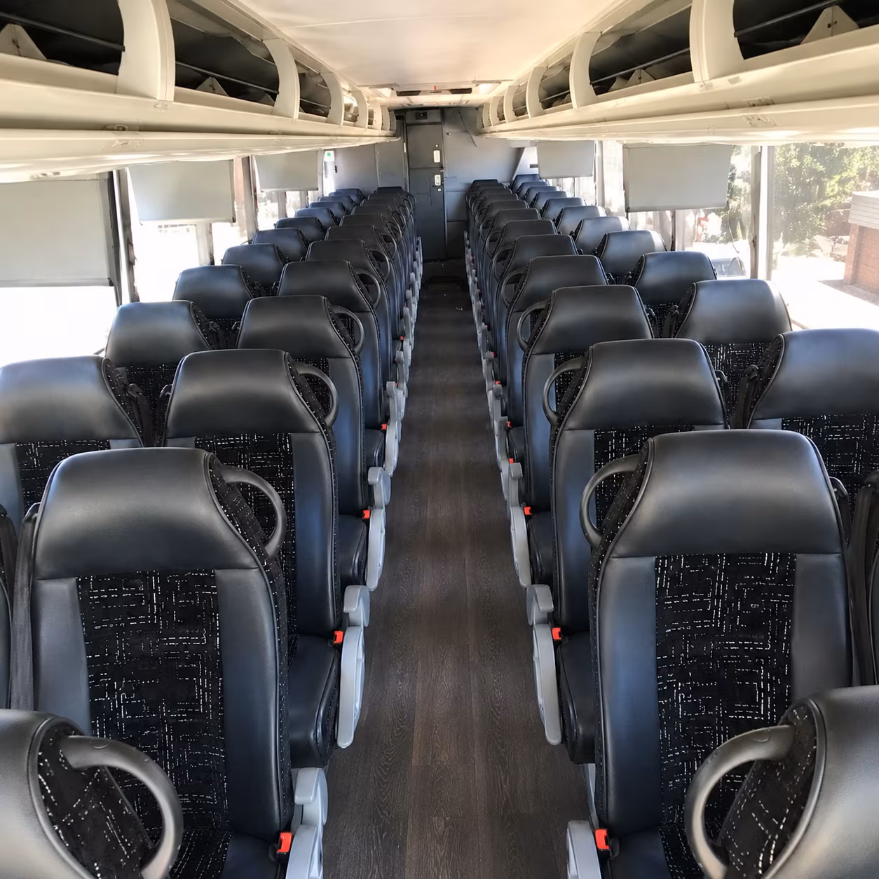 charter buses for eugene bachelor weekends with golf hiking and day trips