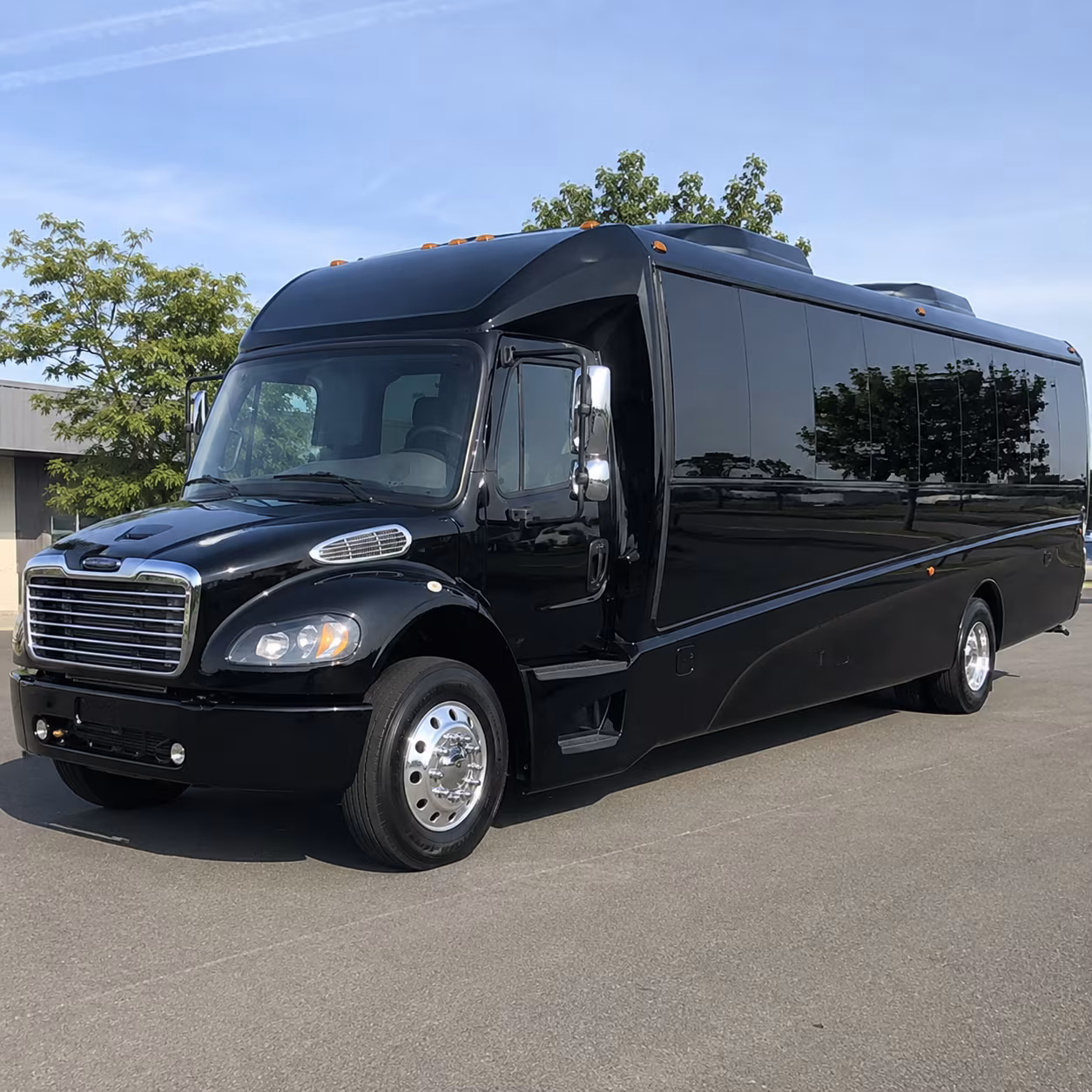 eugene 35 passenger minibus