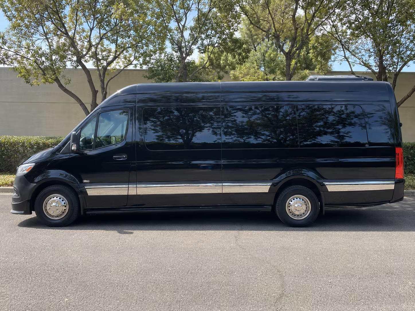 eugene wedding transportation