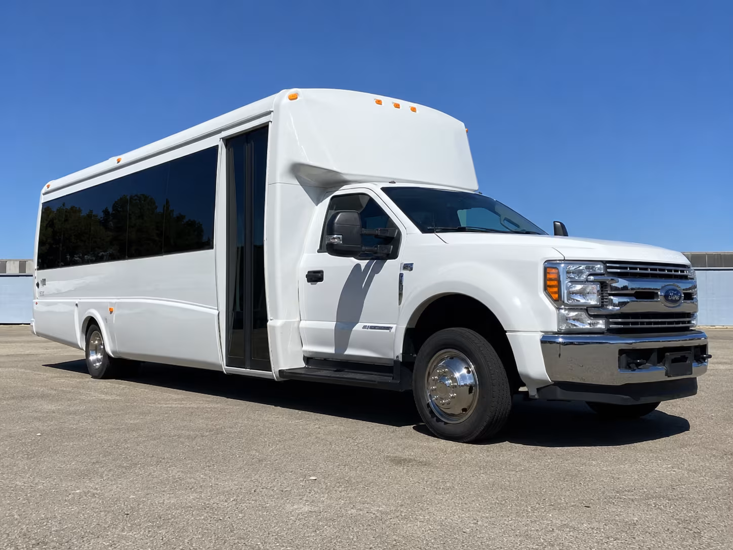 find the perfect transportation for your next wedding 2