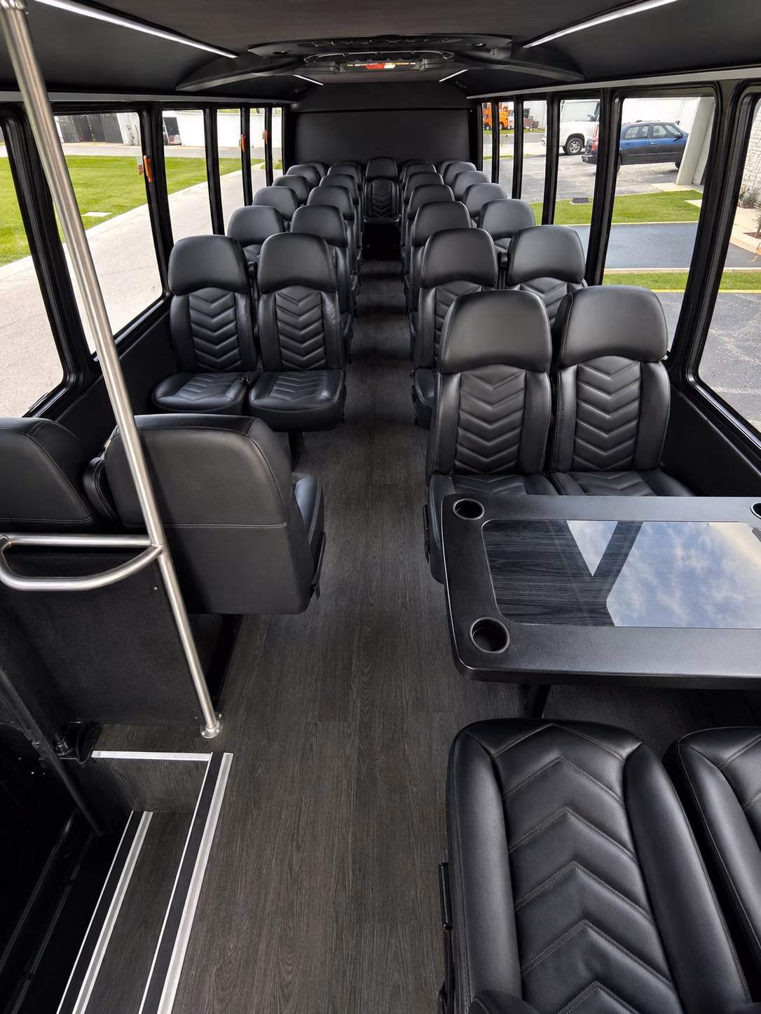 minibuses for smaller eugene prom groups