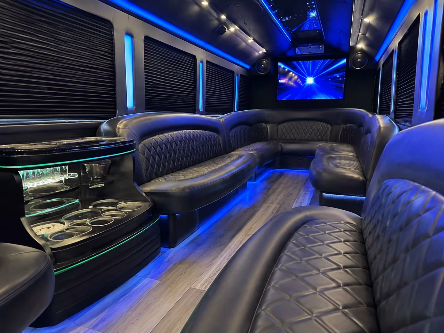why rent using eugeneminibuscompany com